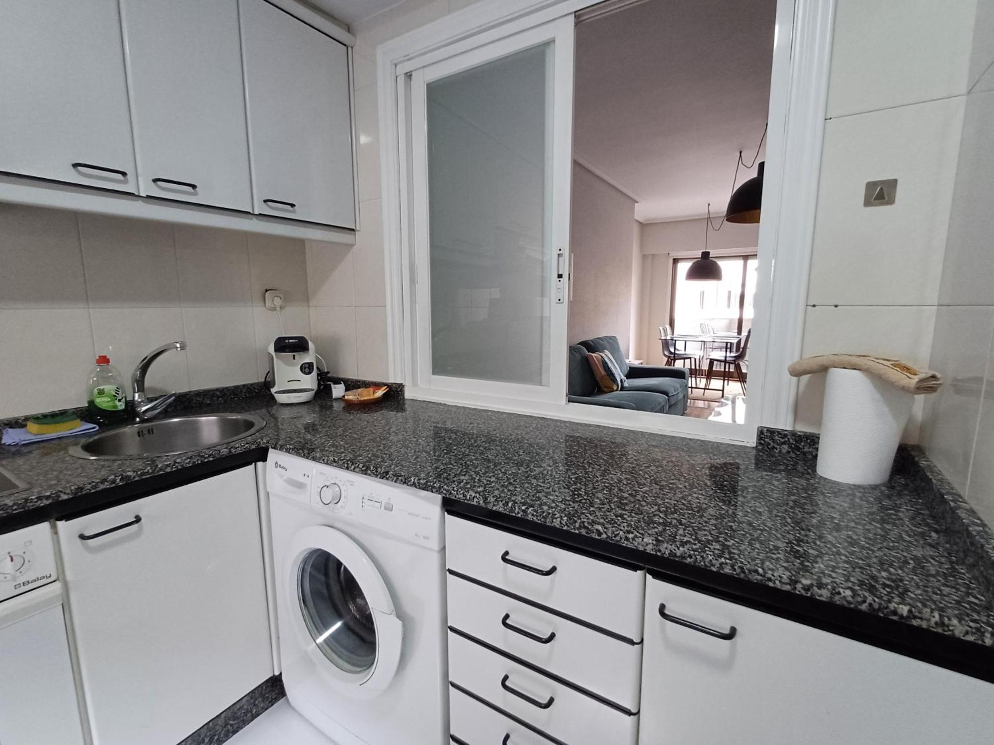 4j - Centro Con Parking Apartment *